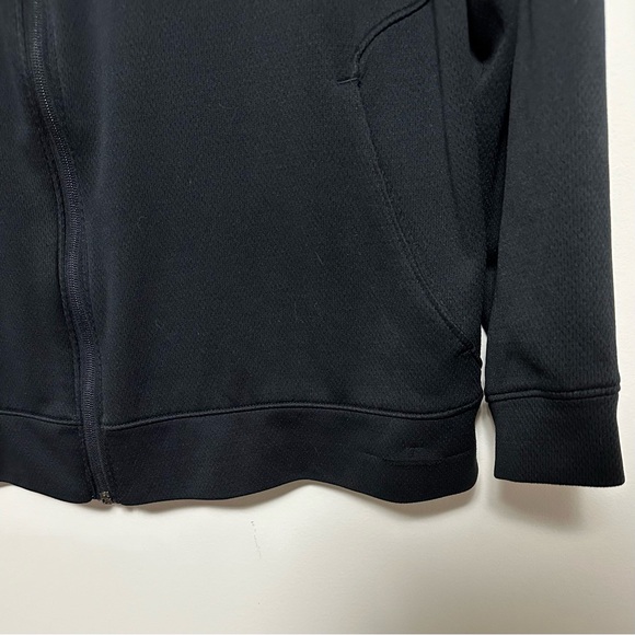SALE! Under Armour Large Men’s Long Sleeve Lightweight Black Sweater - Picture 5 of 8